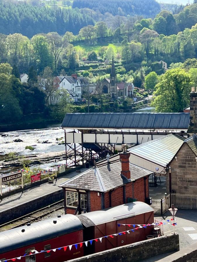 Riversdale House Bed & Breakfast Llangollen Esterno foto